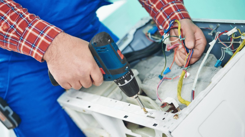 Elmadağ Amana Amana çamaşır makinesi kart tamiri – Su almama arızası orijinal parça ile giderildi. - Teknik servis örneği